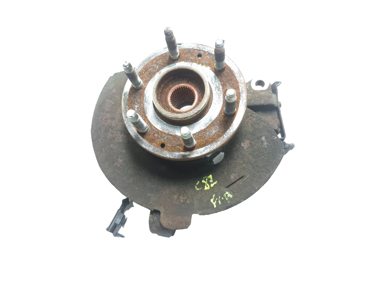 2013 Cadillac Escalade Front Spindle Knuckle Wheel Hub Passenger Side Right OEM