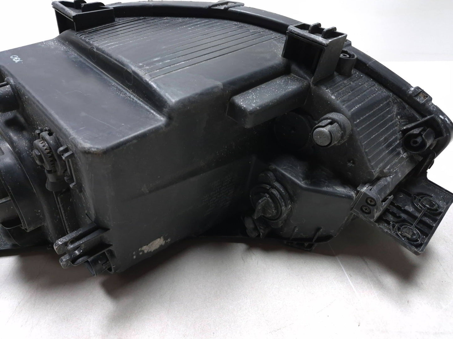 2015 Kia Soul Headlight Passenger Side Right OEM