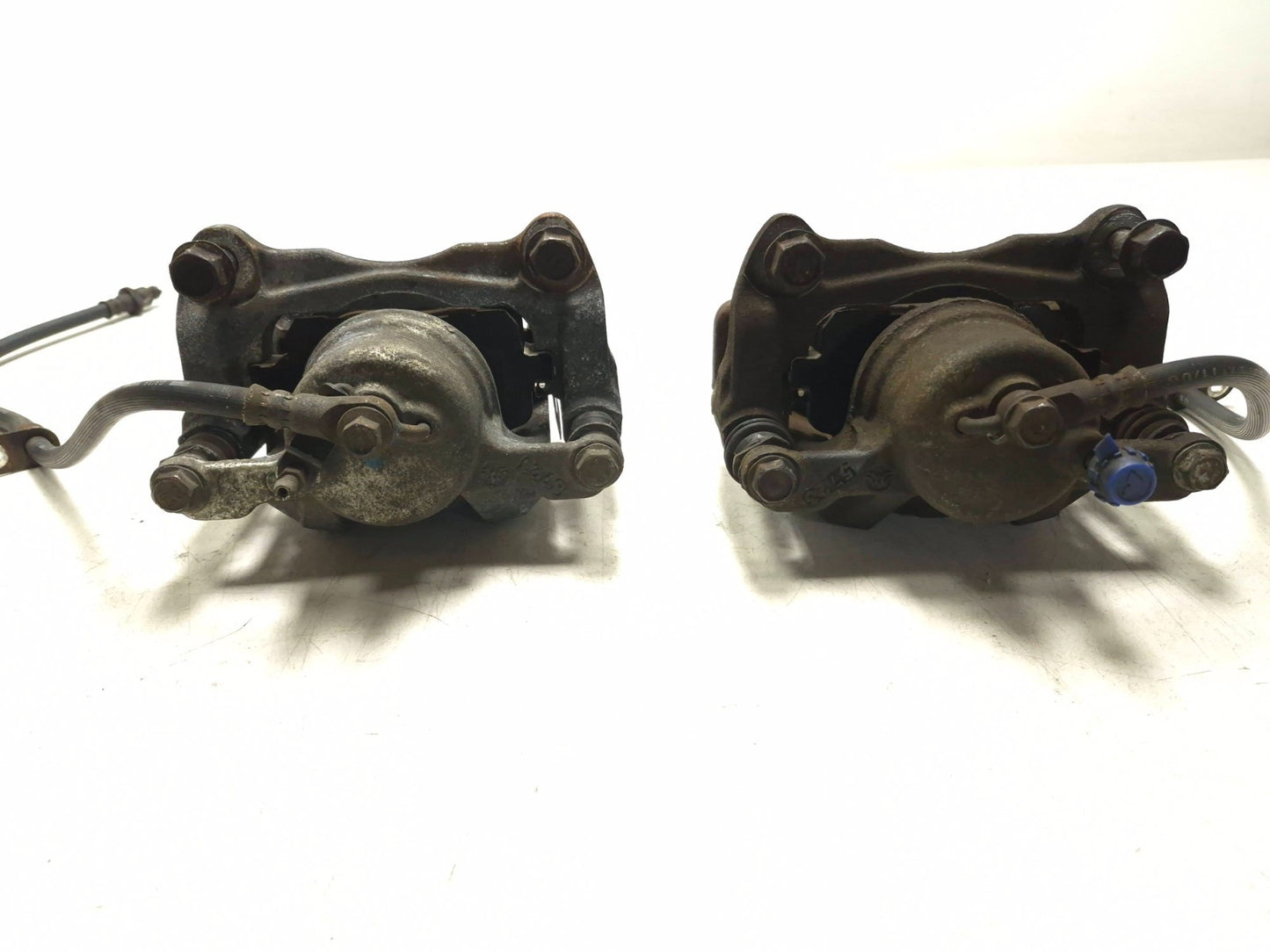2007 Toyota Corolla Front Brake Caliper Left & Right Pair OEM