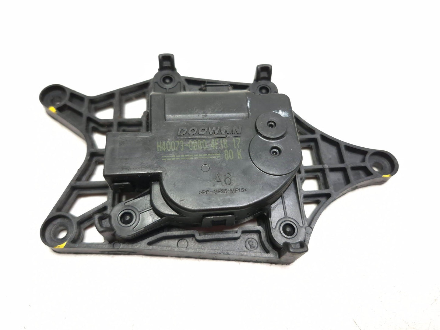 2014 Hyundai Accent HVAC Vent Actuator Flap Motor OEM