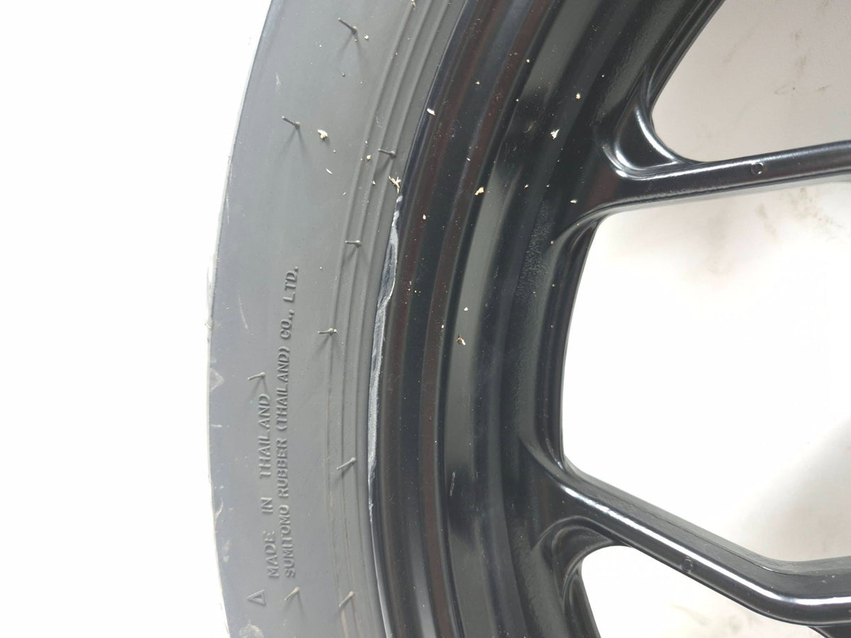 2025 Yamaha Yzf R3 Rear Wheel Rim W/ Tire Dunlop 140/70/r17 OEM