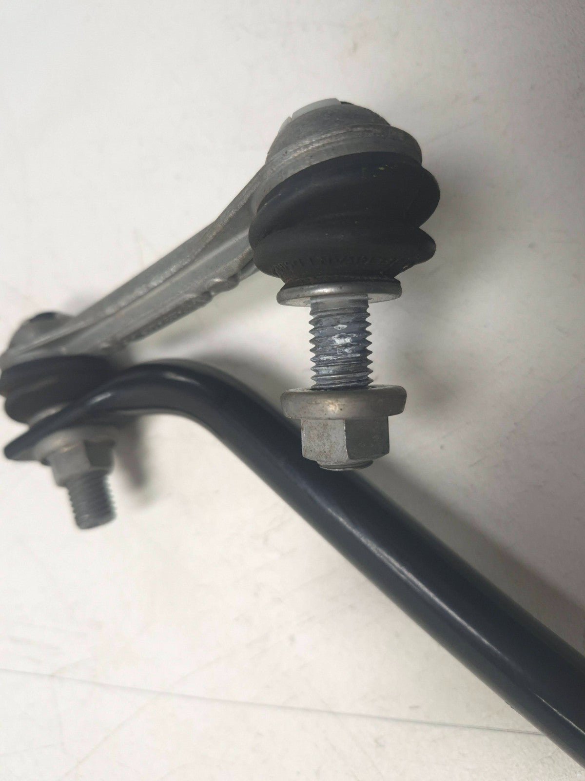 2024 Alfa Romeo Stelvio Rear Stabilizer Links & Bushing OEM