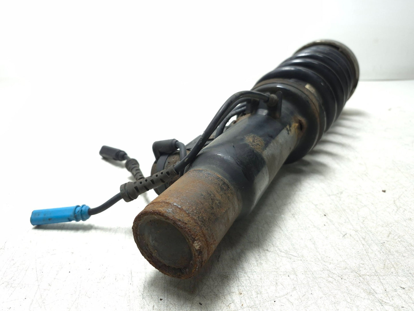 2008 BMW X6 E71 Front Suspension Shock Strut Absorber Left & Right OEM