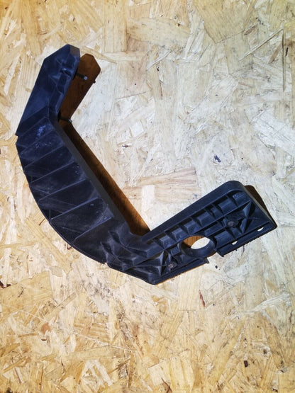 99-10 Saab 9-5 Aero Rear Bumper Mount Bracket Pair OEM