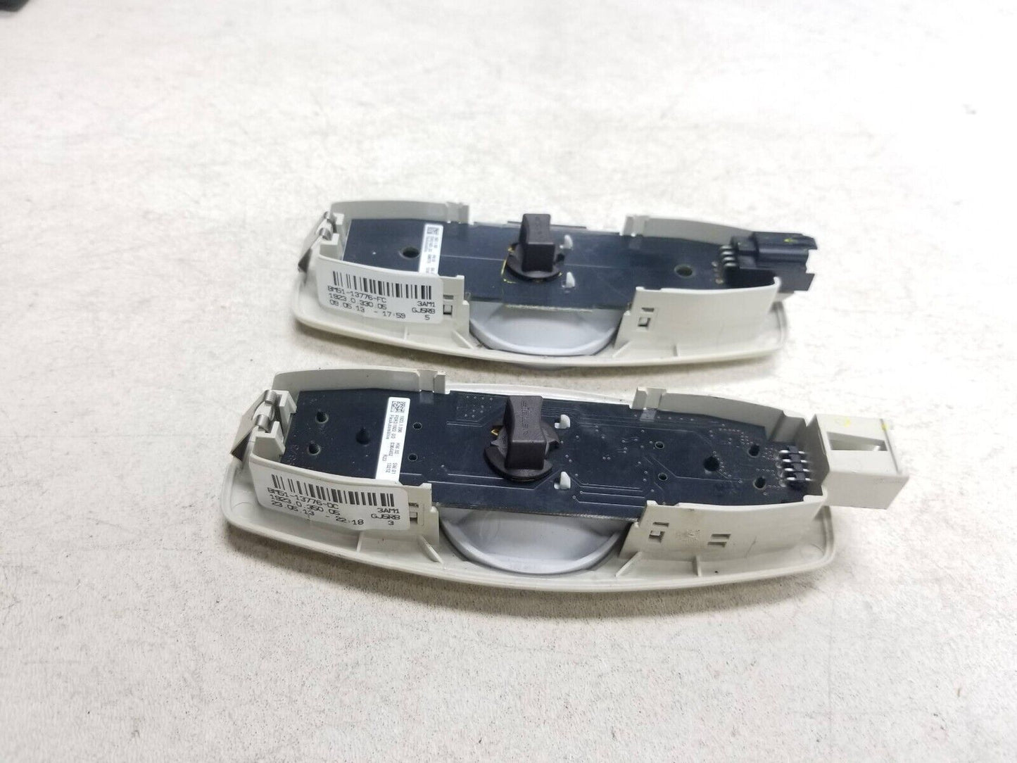 12 - 14 Ford Focus Overhead Dome Light Lamp Pair OEM