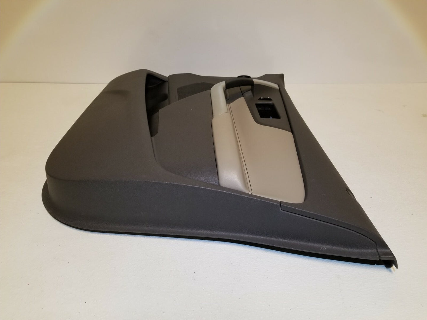 2013 Ford Edge Door Panel Trim Front Passenger Side Right OEM