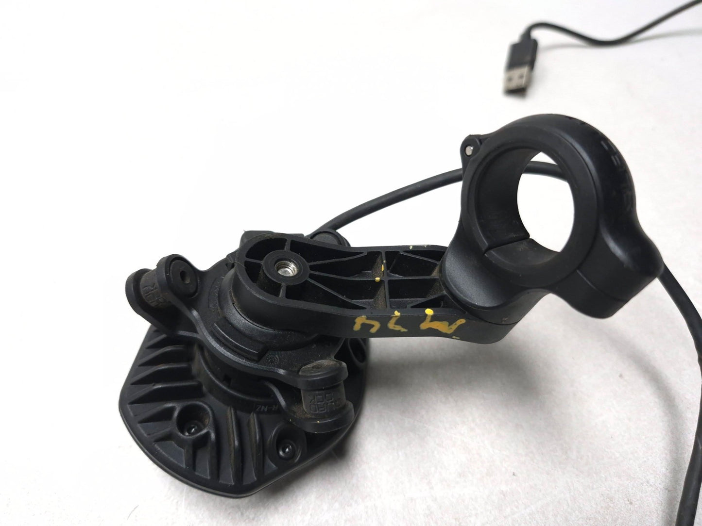 2009 Harley-davidson Sportster Xl883l Handlebar Phone Holder W/ Usb Сharging OEM