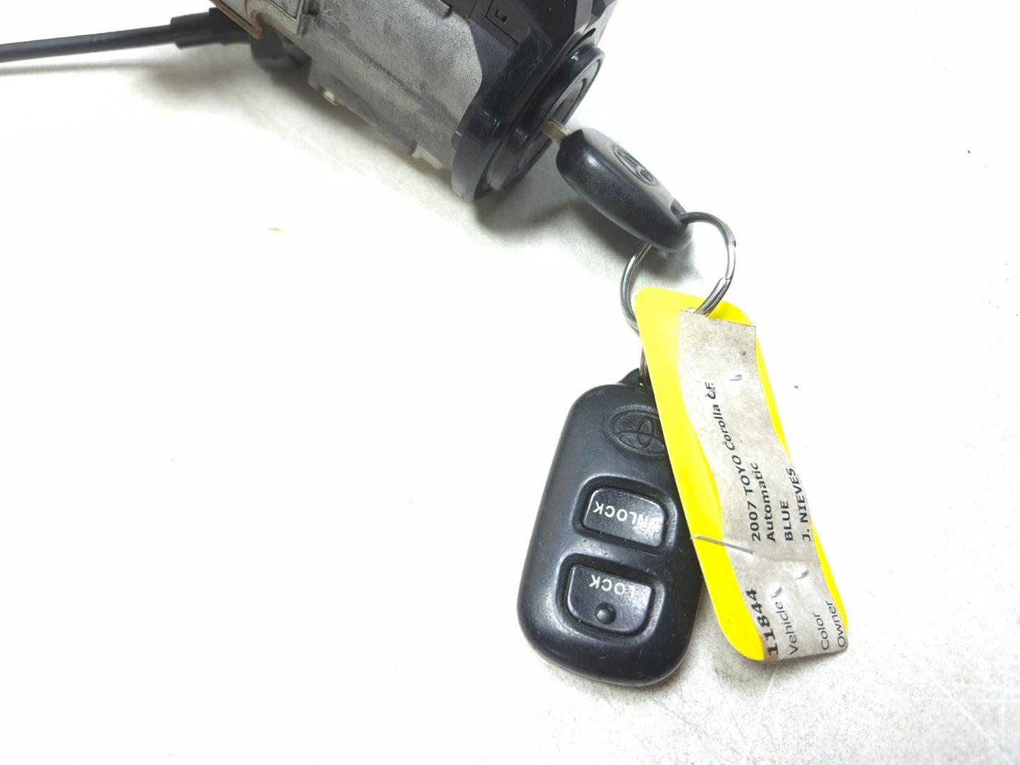 2007 Toyota Corolla Ignition Switch W/ Key OEM