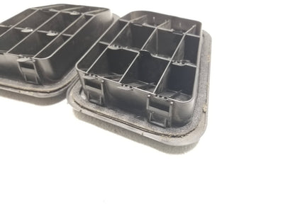 12 13 14 15 Kia Rio Quarter Panel Pressure Vent Pair OEM