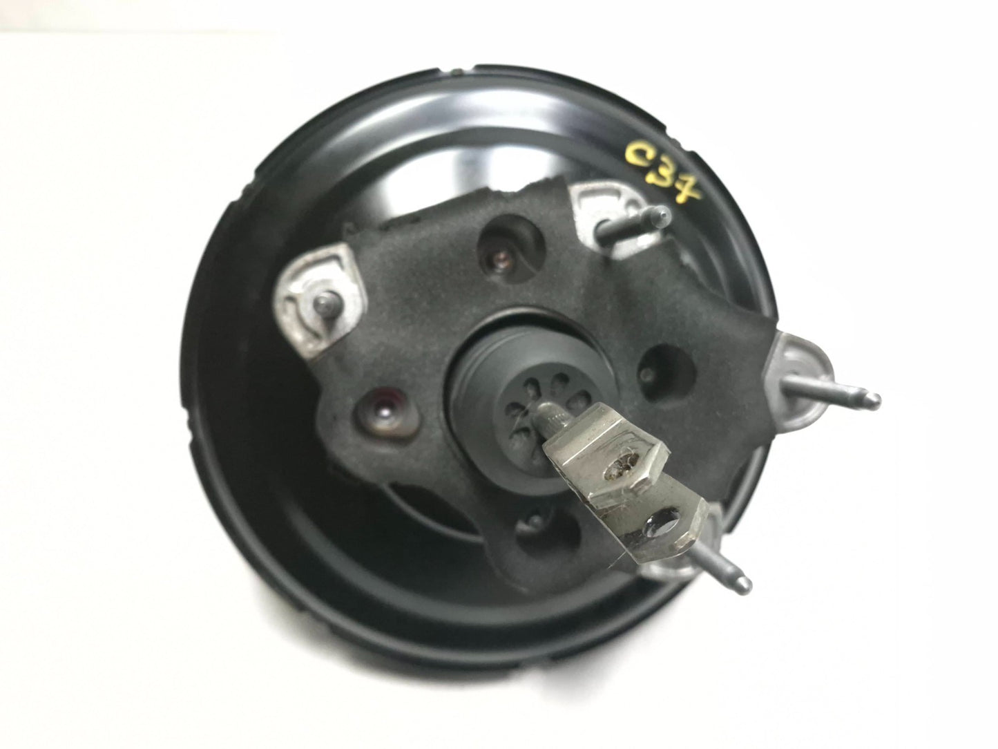 2011 Nissan Juke Power Brake Booster W/ Master Cylinder OEM