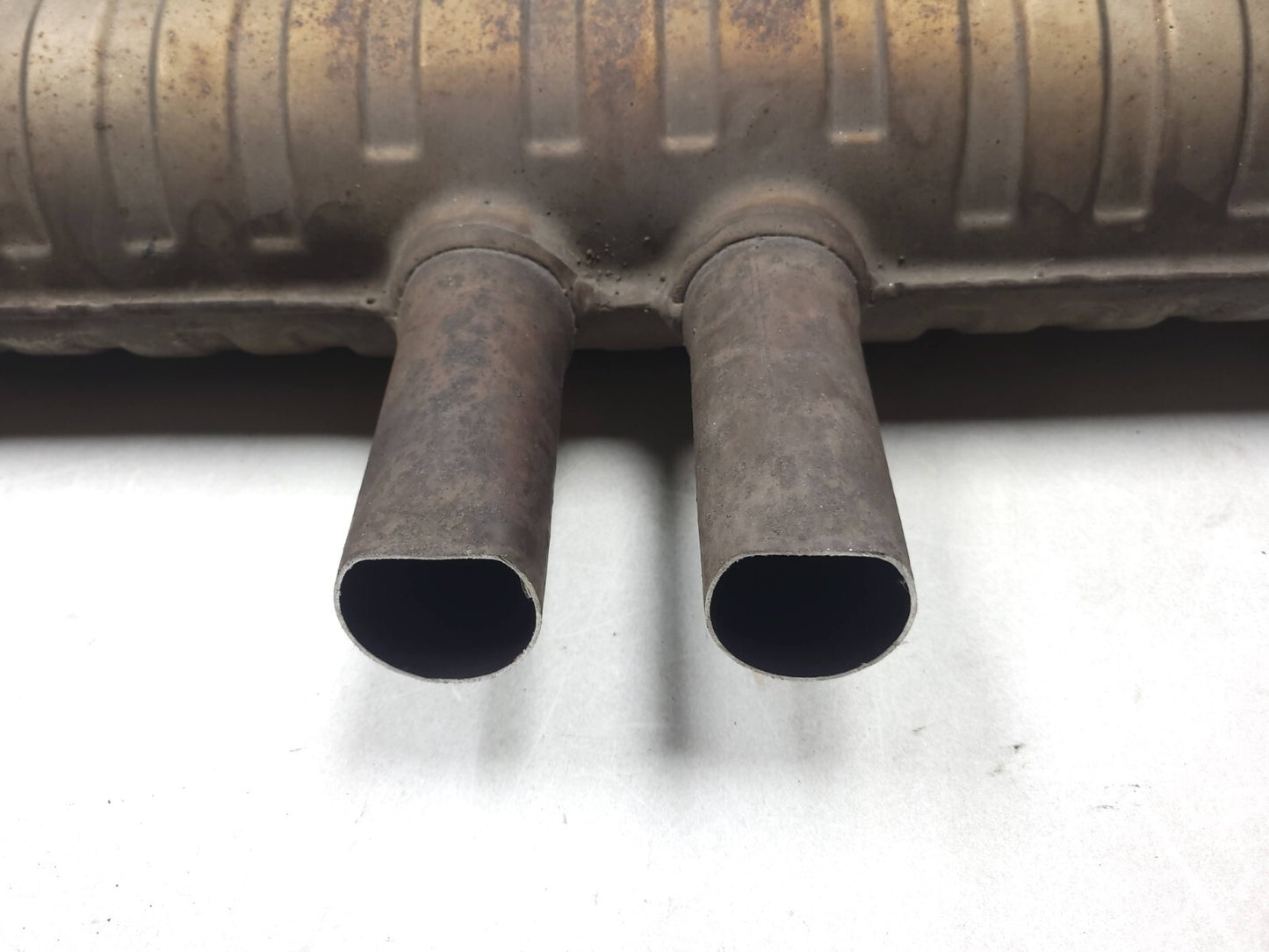 2007 Land Rover 4.2l Rear & Center Exhaust Muffler 3 Pcs OEM