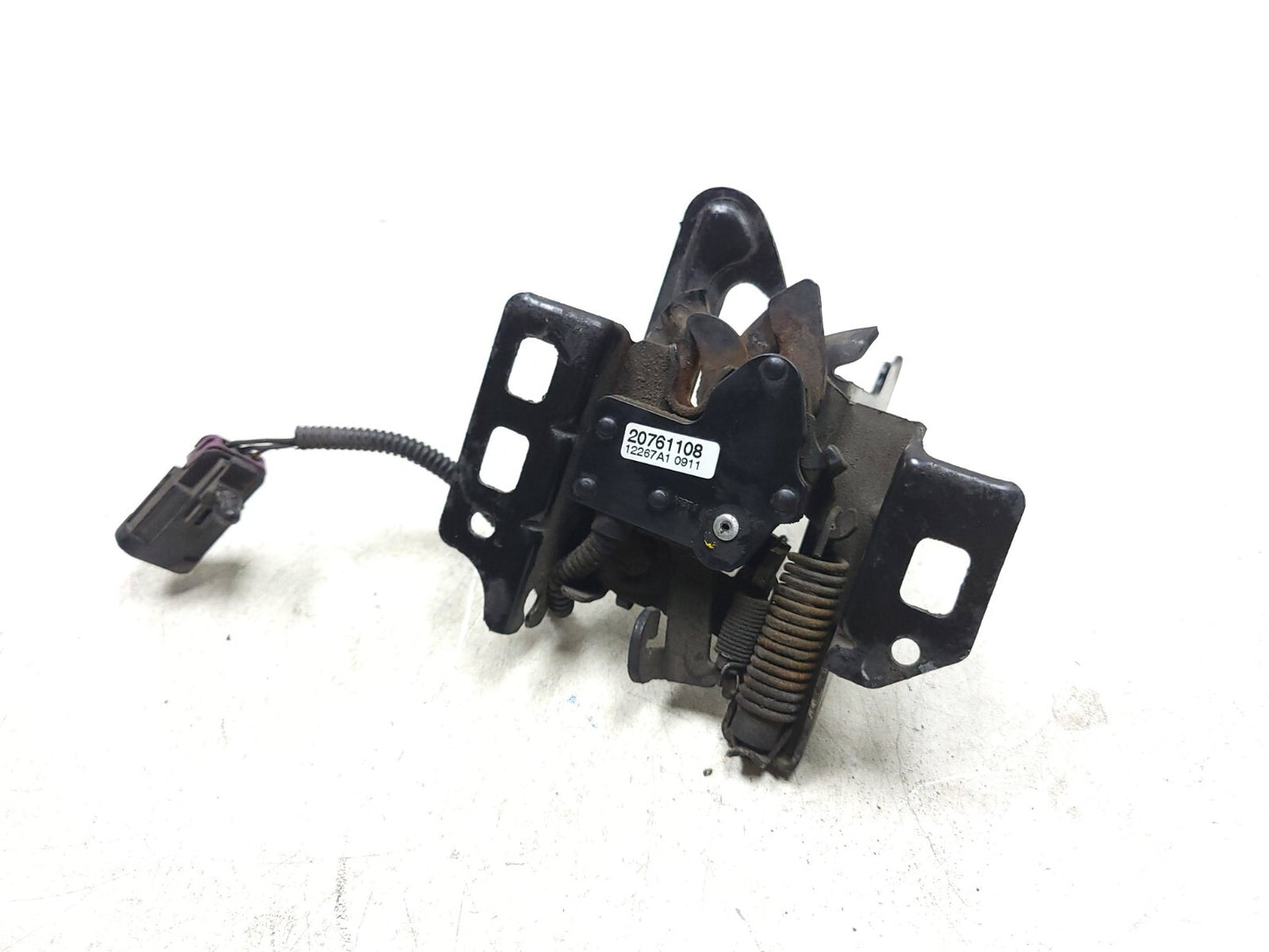 2010-2014 Chevrolet Suburban Hood Latch OEM