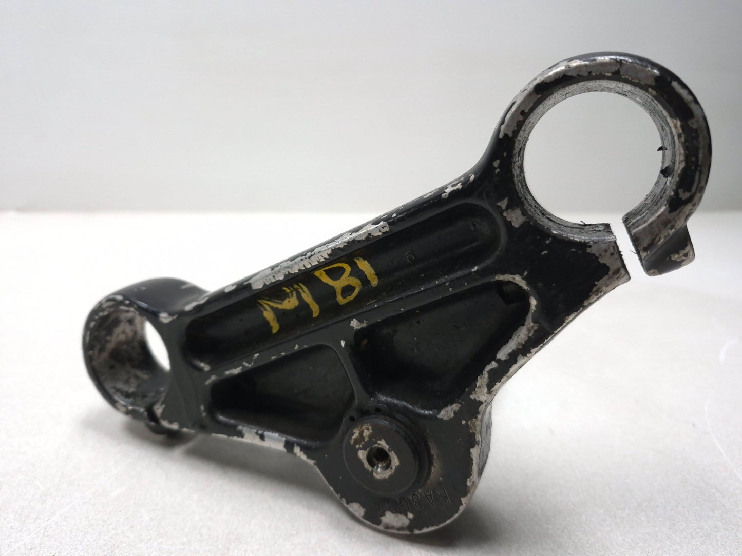 2003 Harley-davidson Fxdl Anniversary Front Fork Clamp Lower Triple Tree OEM