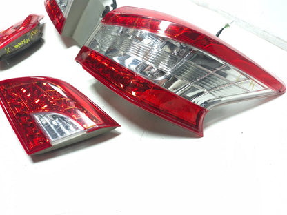2015 Nissan Sentra Rear Tail Light Left & Right 4 Pcs OEM