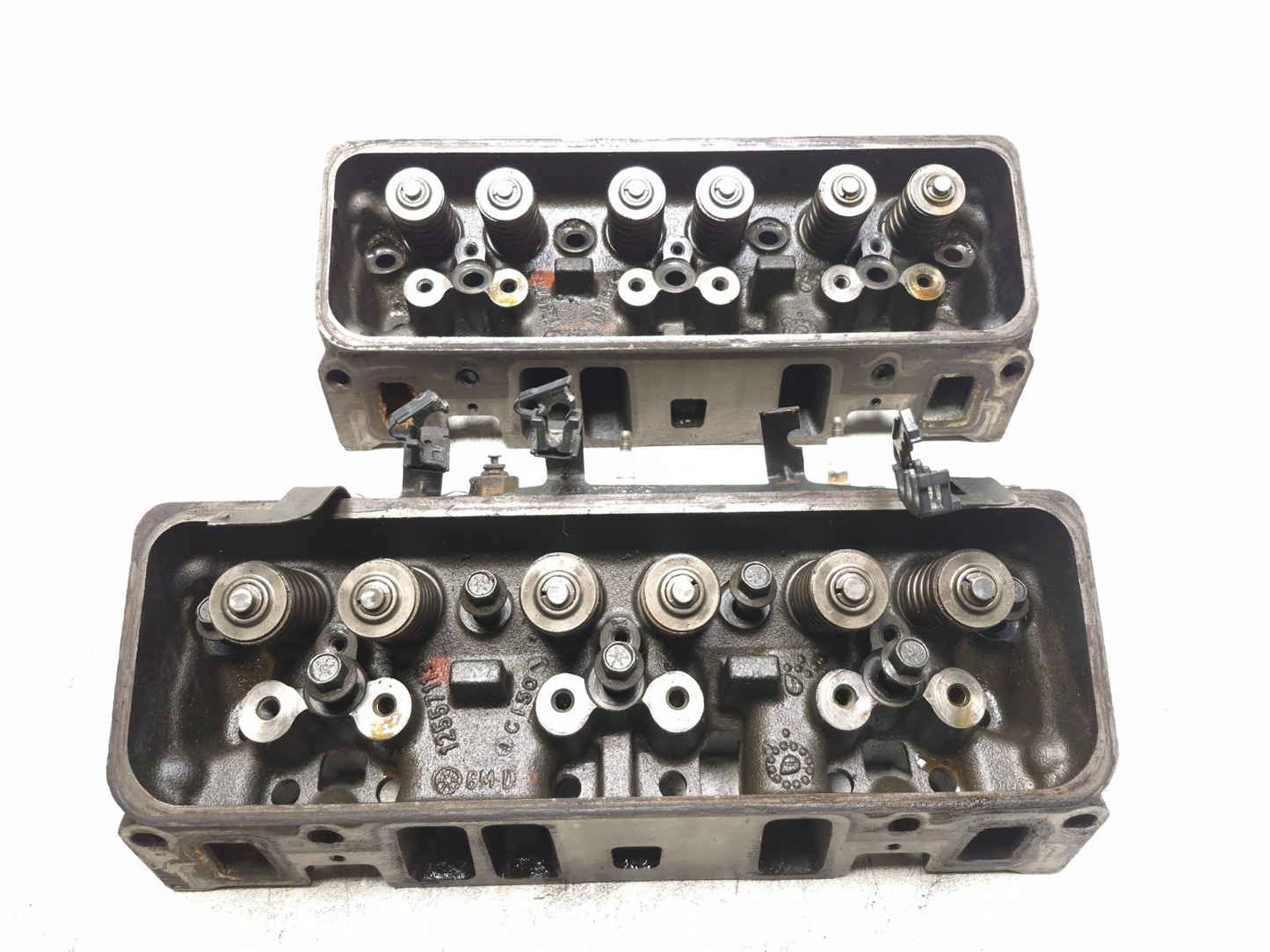 Yale Forklift V6 4.3l Engine Cylinder Head Left & Right Pair OEM