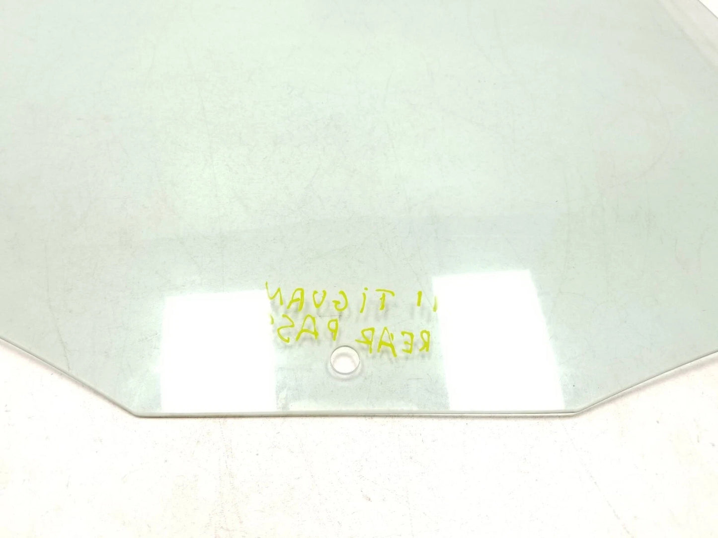 2011 Volkswagen Tiguan Rear Door Window Glass Passenger Side Right OEM