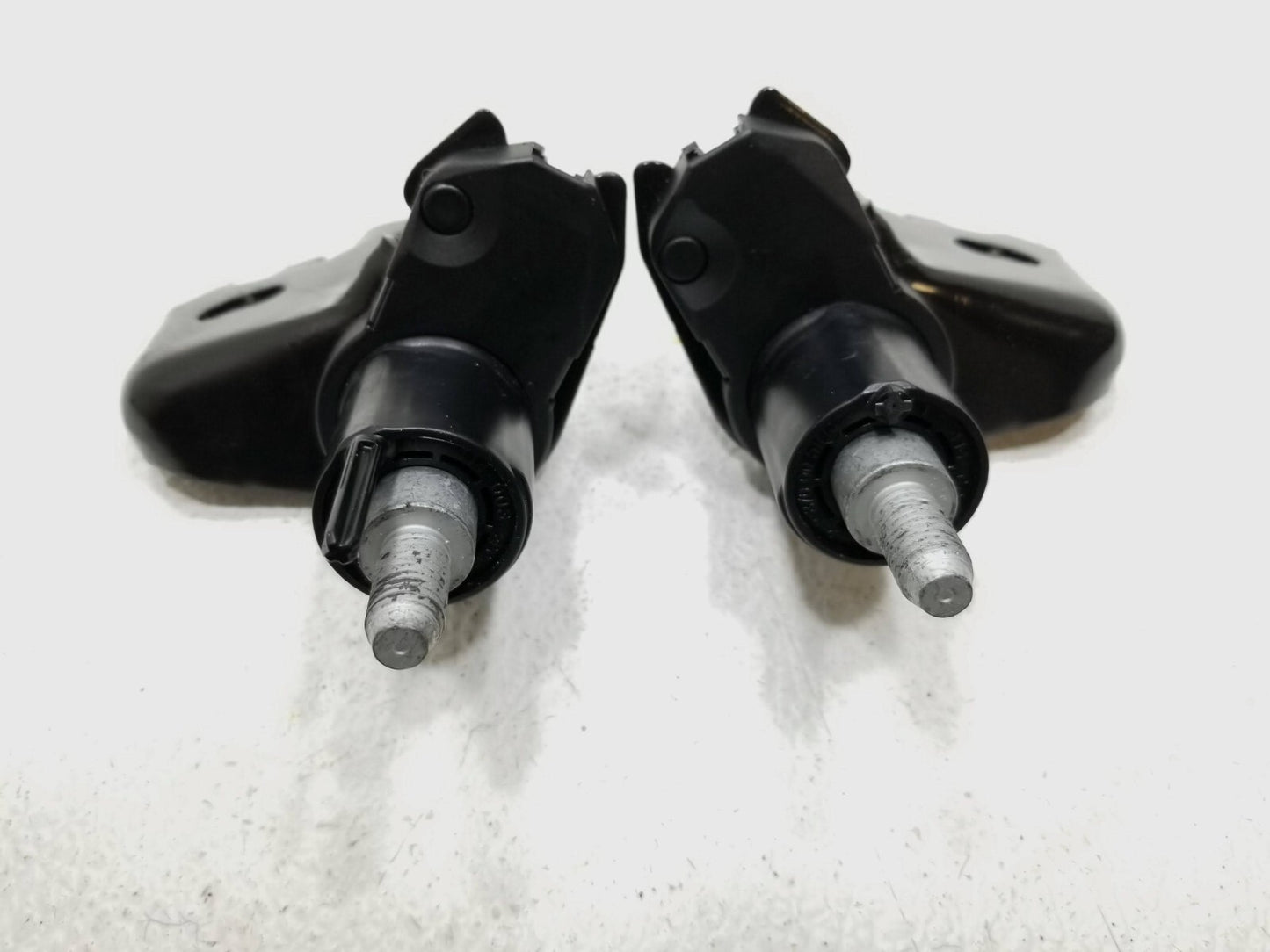 2014 Mercedes E350 Rear Seat Latch Hinge Bracket 2pcs OEM