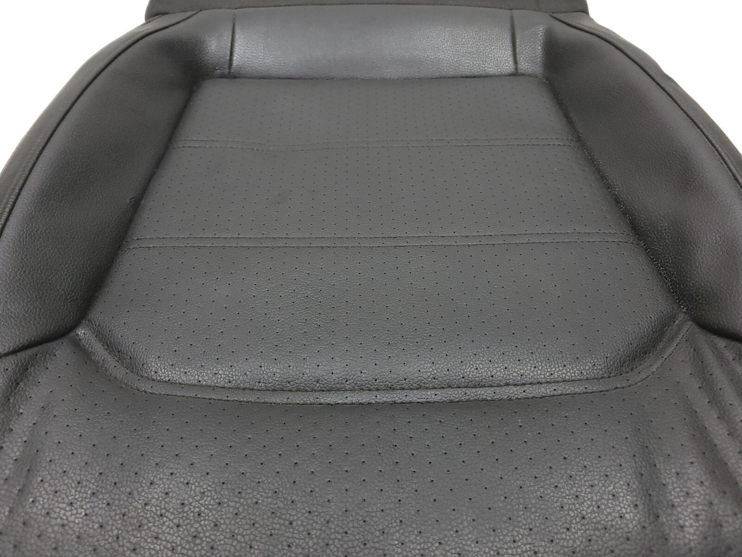 2014 Volkswagen Passat Front Passenger Seat Lower Cushion OEM