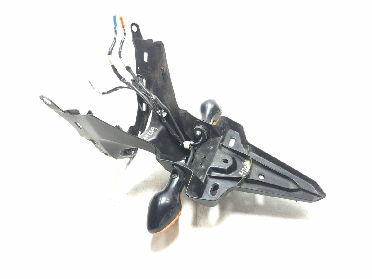 2015 Honda Cbr500r Rear Mudguard W/ Turn Signal Assy OEM