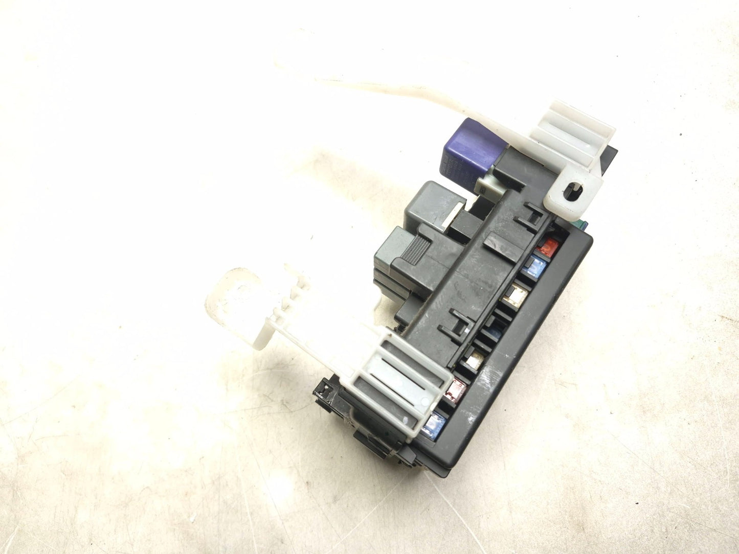 2007 Toyota Corolla Interior Fuse Box 82730-02050 OEM