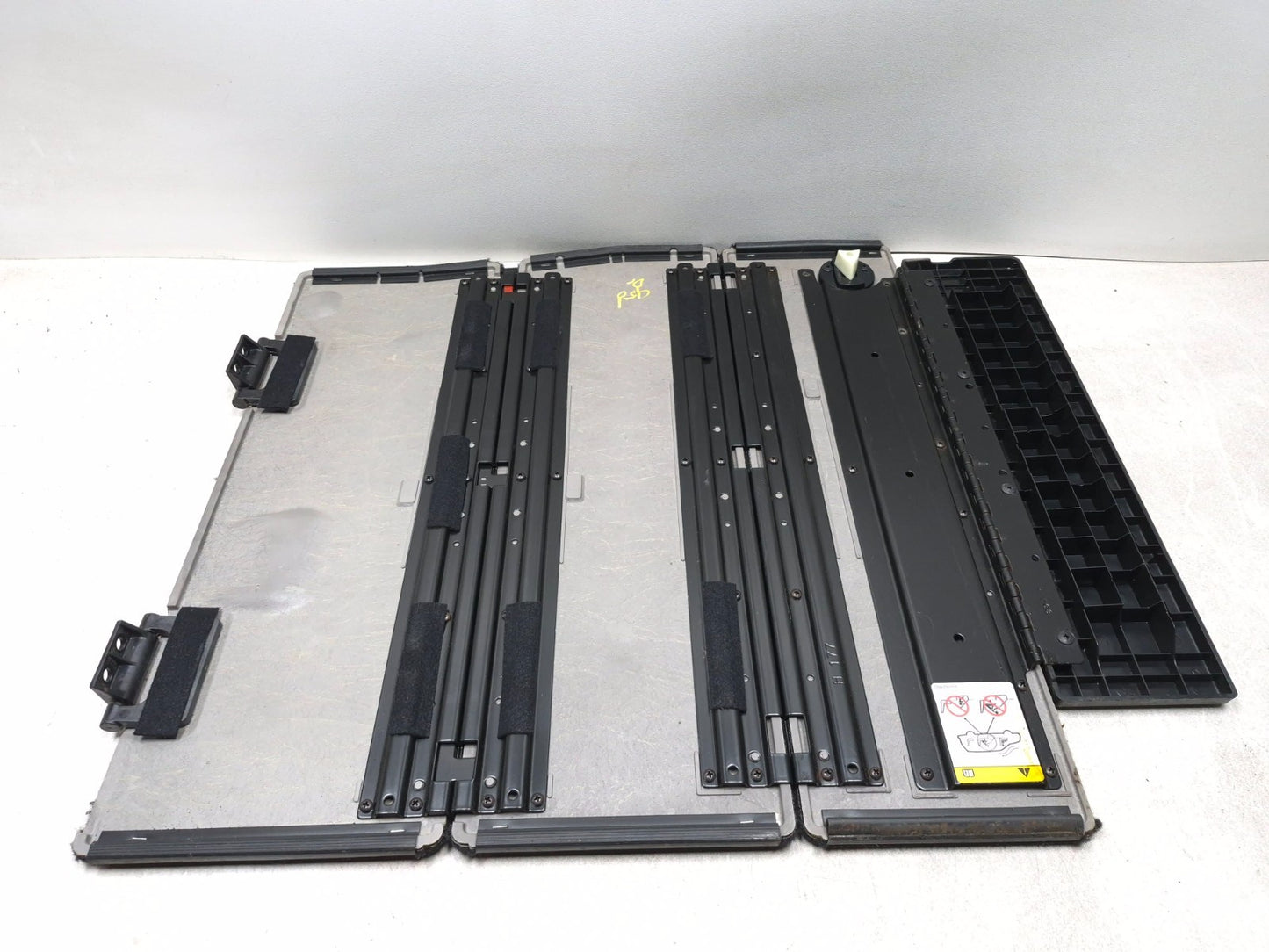 2013 Dodge Grand Caravan Rear Second Row Floor Cover Panel Carpet Driver Lh Oem✅