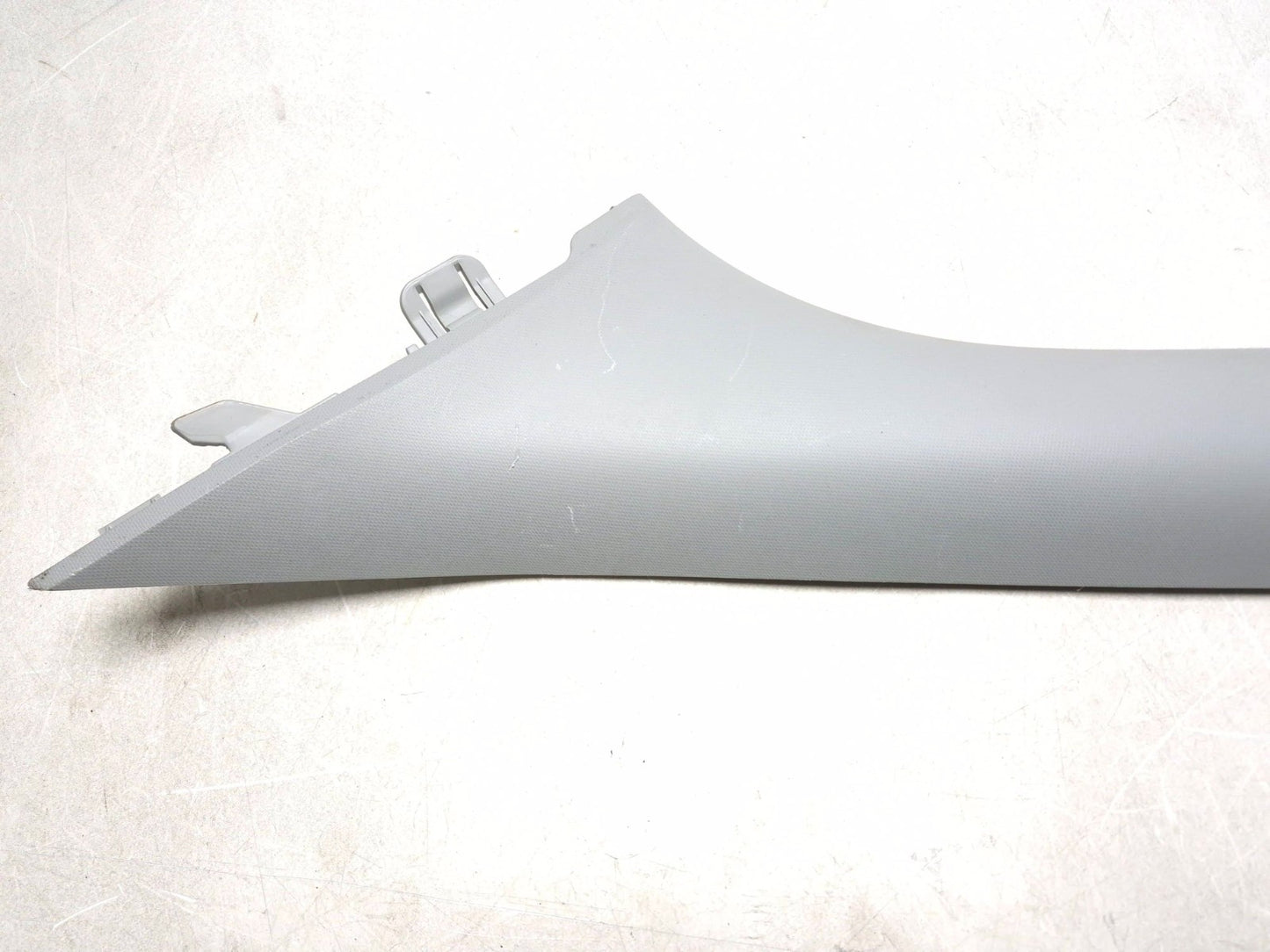 2010 Hyundai Tucson Front Right & Left Pillar Cover Trim Pair OEM