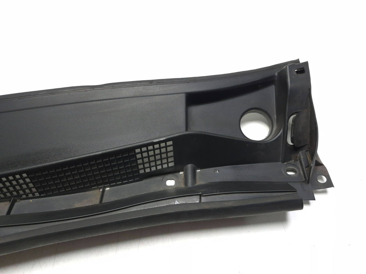 2015 Nissan Sentra Windshield Cowl Trim Panel 66862-3sg0a OEM