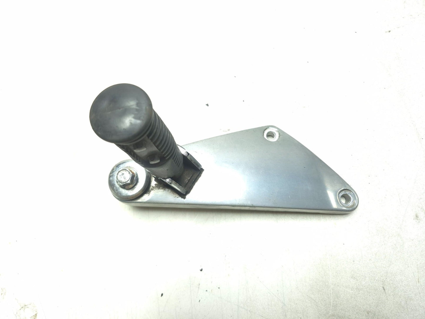 1991 Kawasaki Vulcan 500 En500 Rear Footrest Left & Right Pair OEM