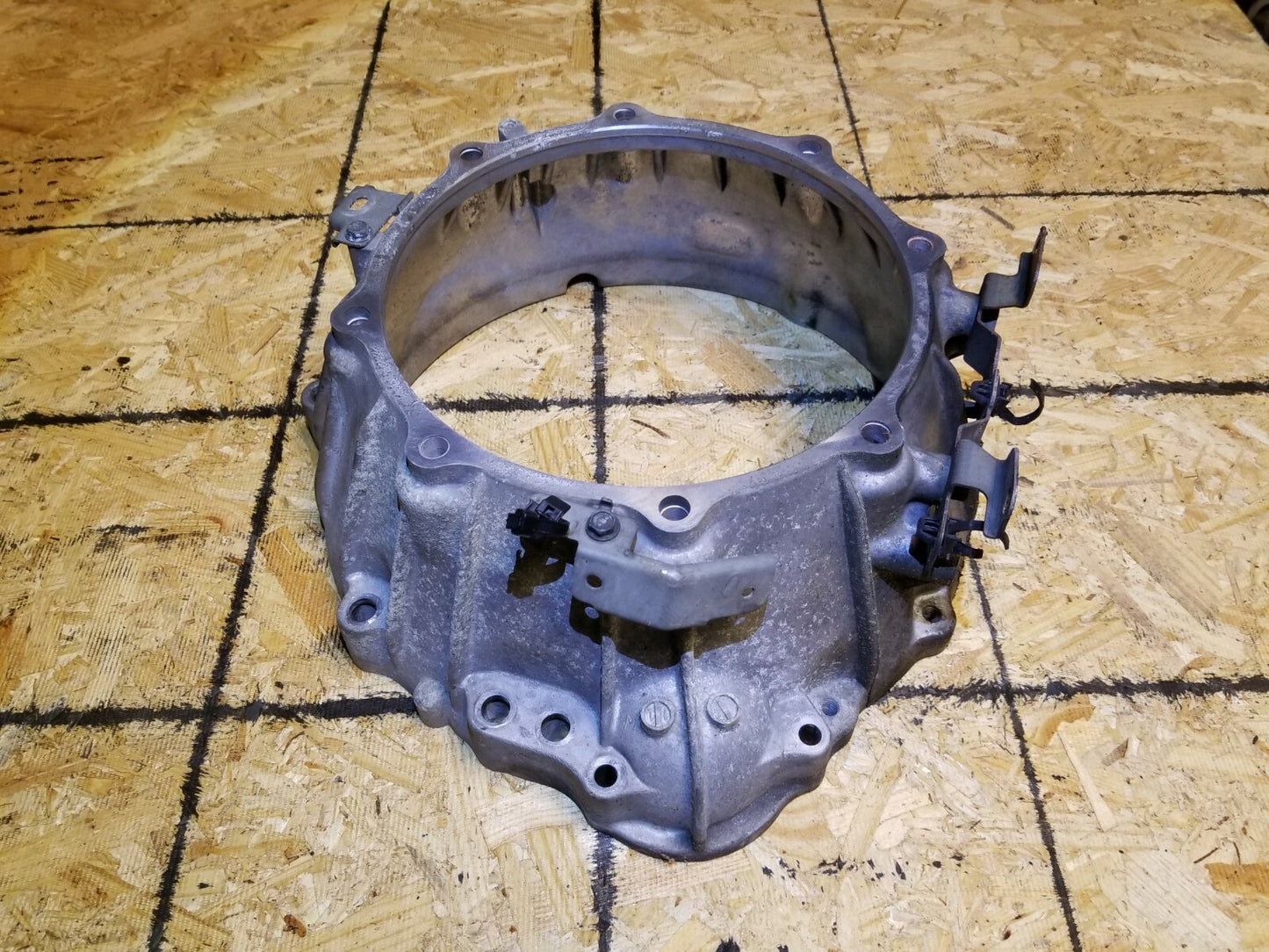 2007 Nissan 350z Automatic Transmission Converter Housing OEM