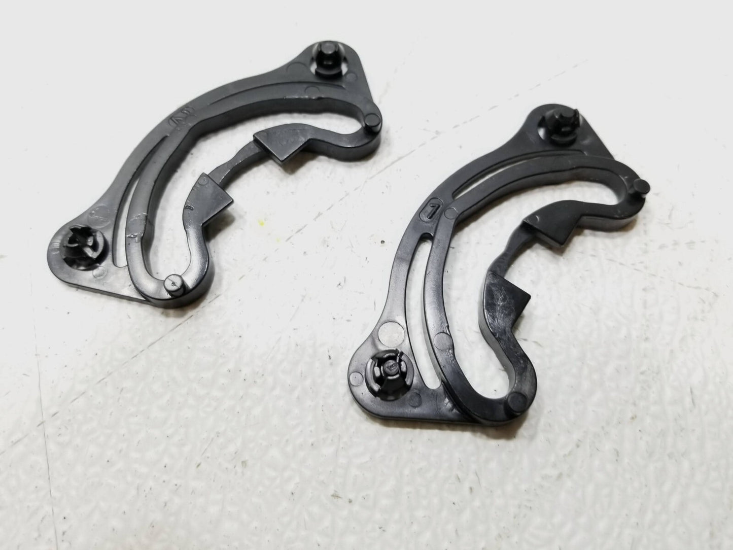 2014 Mercedes E350 Rear Seat Headrest Guide Sleeve 6pcs W/ Bracket 3pcs OEM