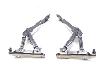 2014 - 2019 Kia Soul Front Hood Bonnet Hinge Pair OEM