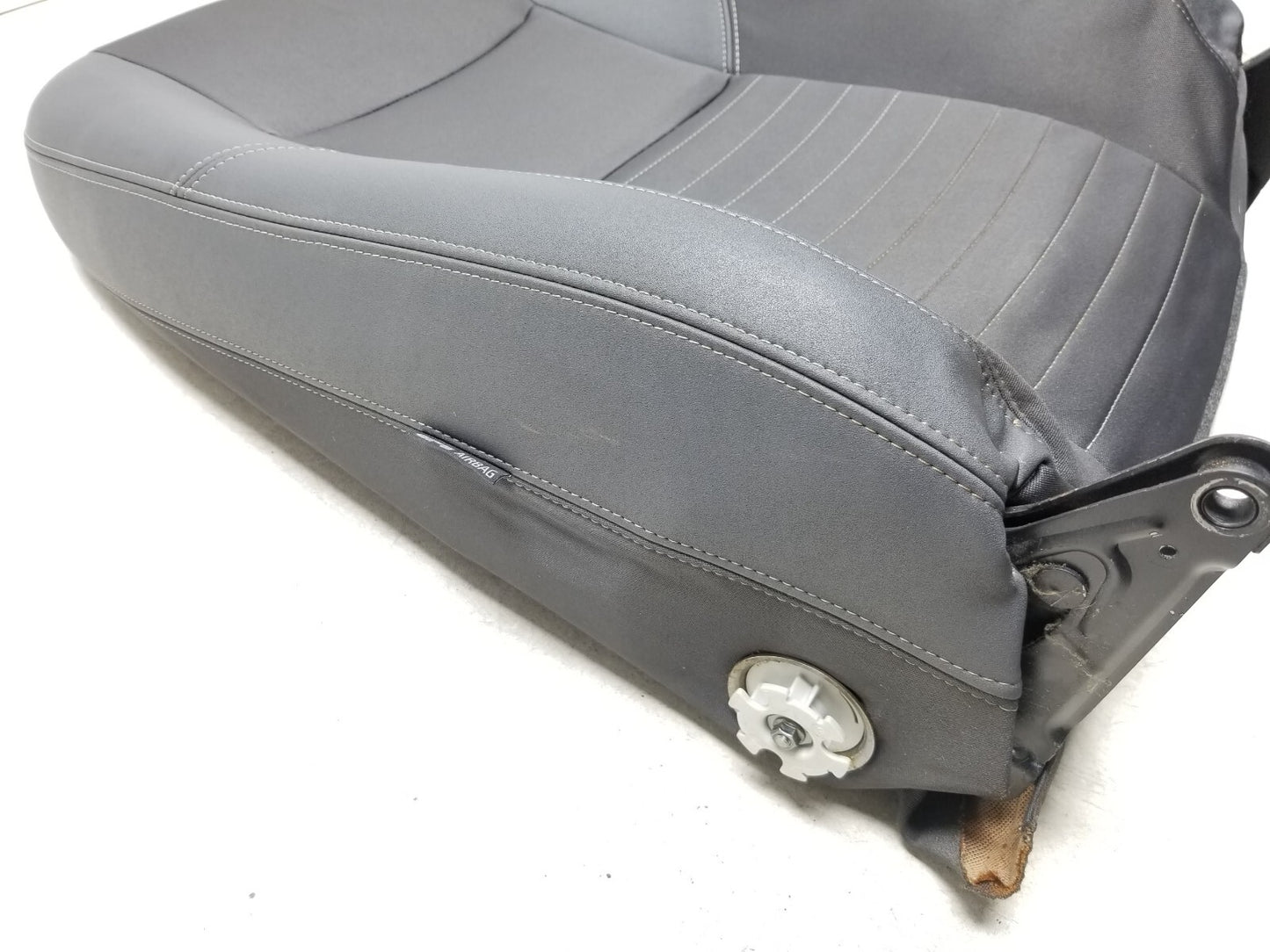 2003 - 2007 Volvo S40 Upper Seat Cushion Front Passenger Side Right OEM
