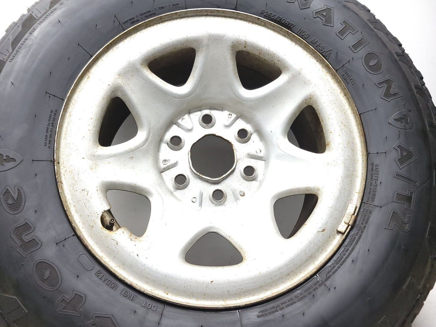 2017 Chevrolet Silverado 1500 Wheel Rim & Tire 255/70r17 *local Pickup* OEM 2pc