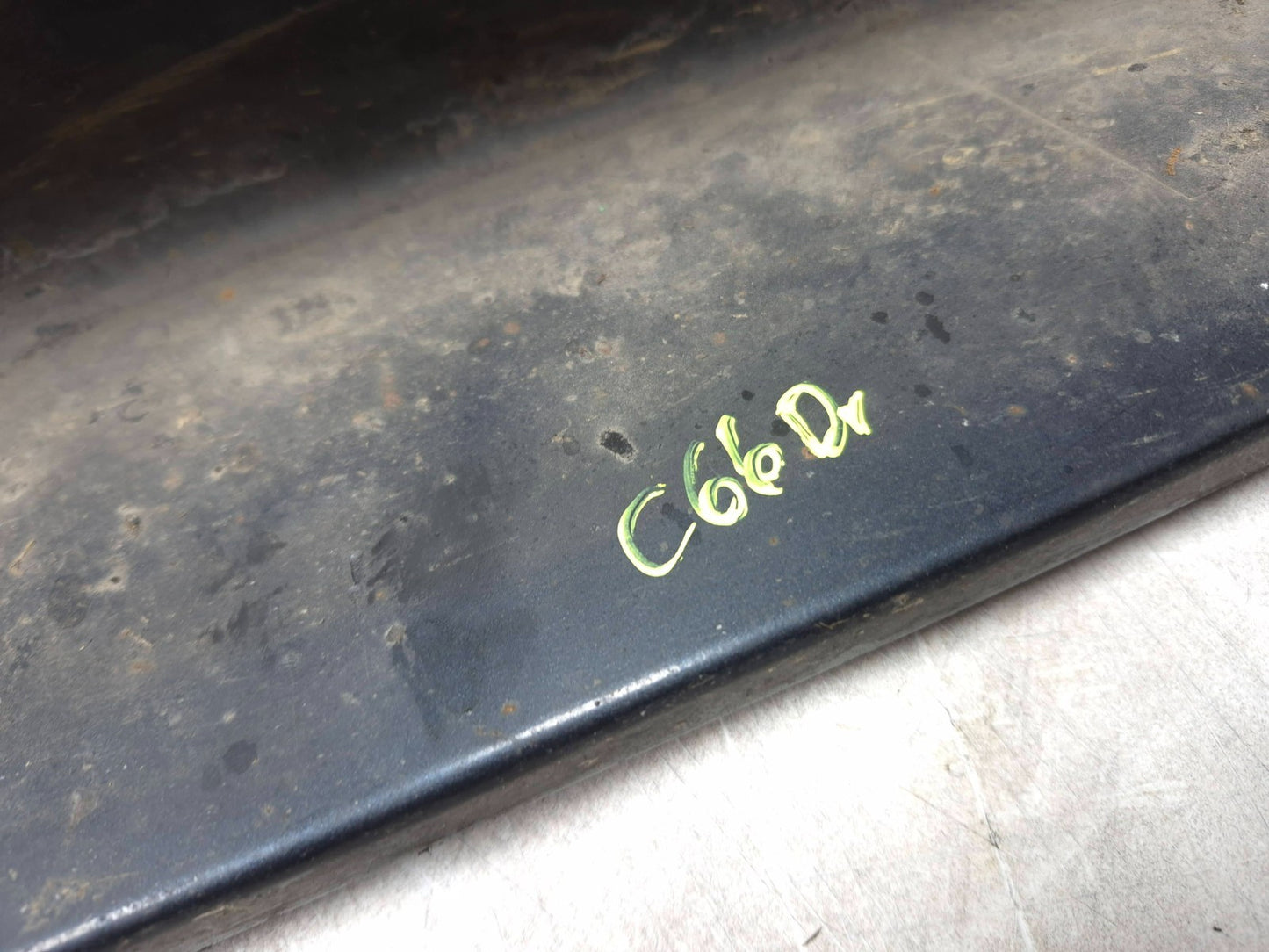 2012 Hyundai Sonata Left Driver Side Skirt Rocker Panel Molding OEM