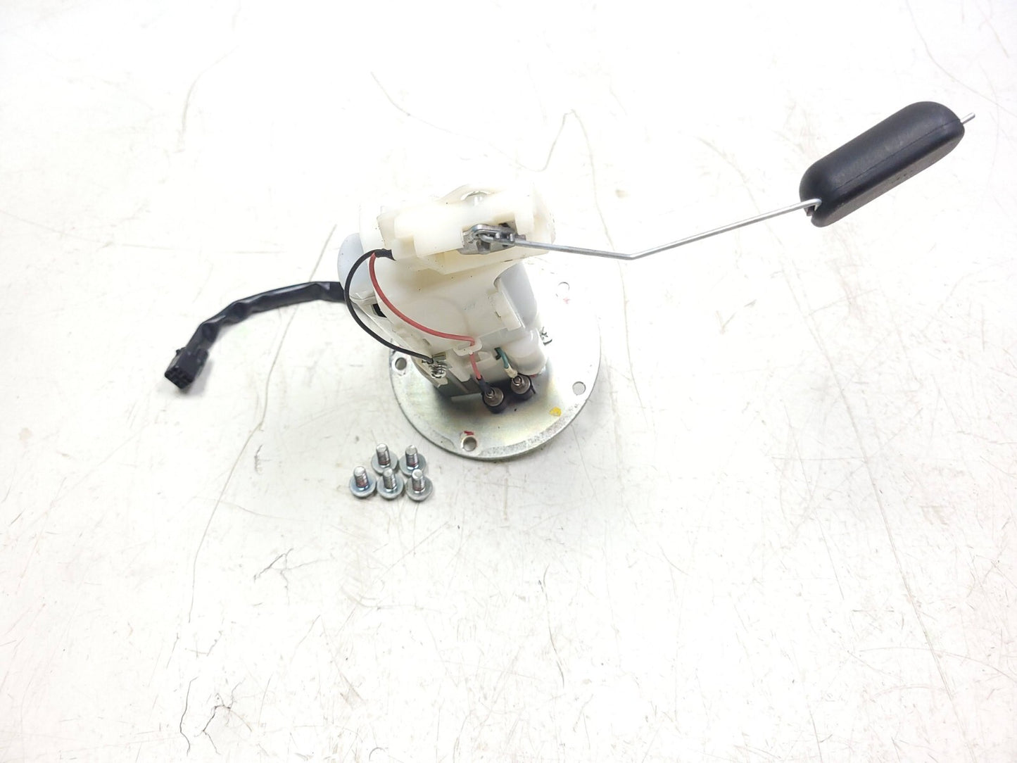 2017 - 2023 Kawasaki Ninja Z650 Er650 Fuel Pump 49040-0754