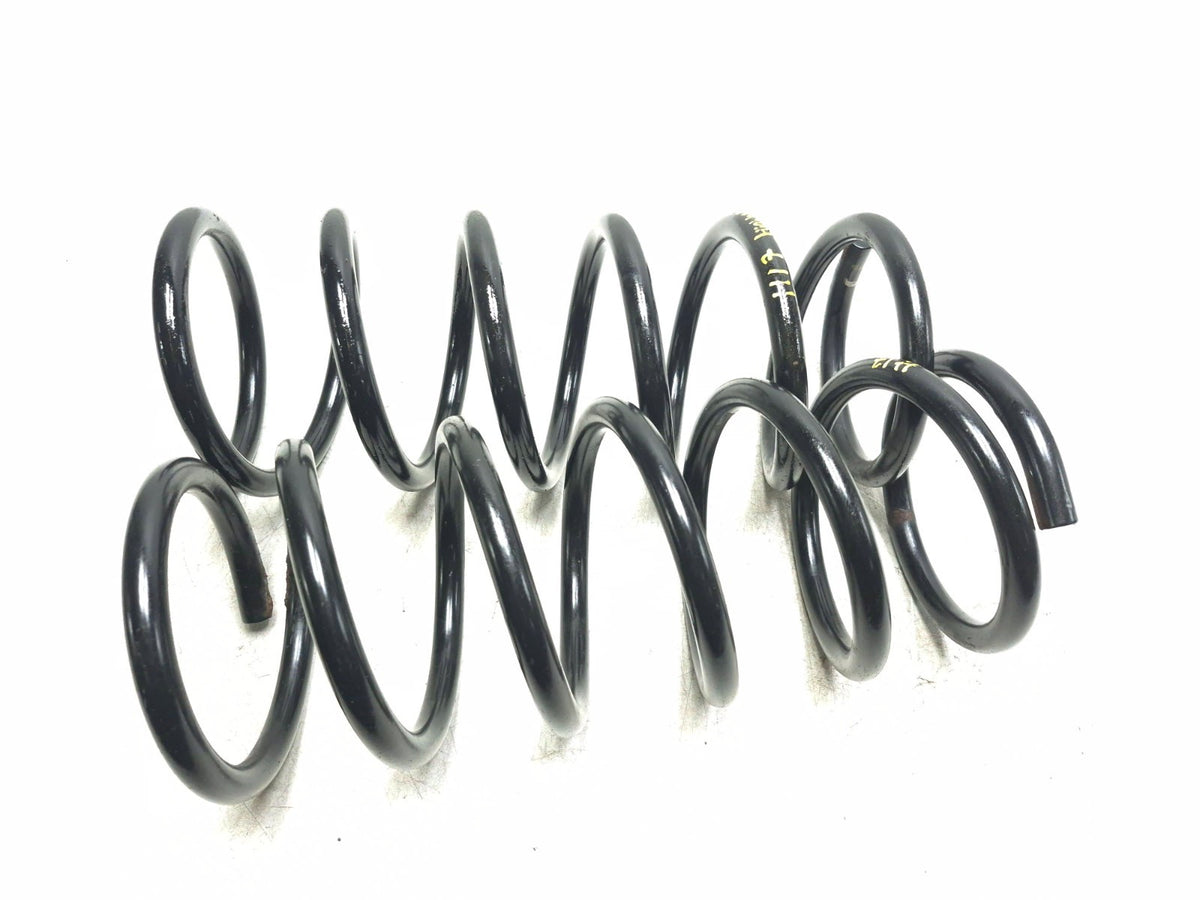 2017 Toyota Highlander Rear Coil Spring Left & Right OEM