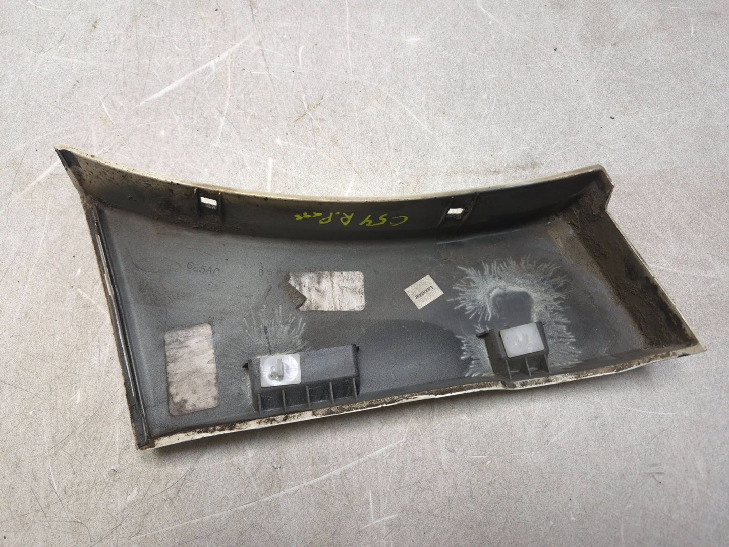 2008 Lincoln Navigator Rear Quarter Body Trim Molding Left & Right OEM