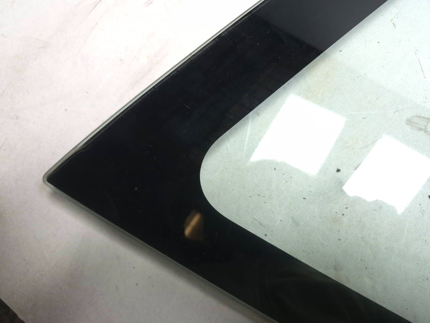 2007 Honda Fit Rear Quarter Vent Glass Passenger Side Right 73511-saa-g01 OEM
