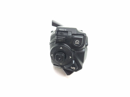 2025 Yamaha Xsr900 Left Handlebar Switch OEM