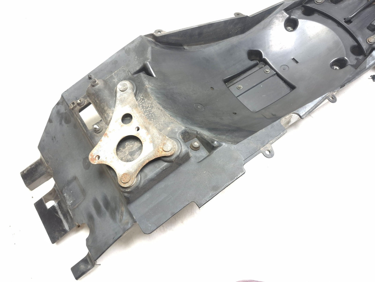 2009 Kawasaki Concours 14 Zg1400 Rear Fender W/ Mud Guard Flap Assy OEM