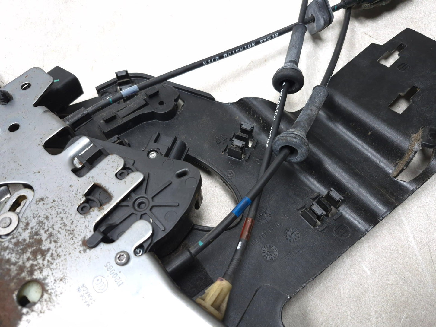 2013 Dodge Grand Caravan Sliding Door Lock Latch Actuator Left Driver Side Oem✅