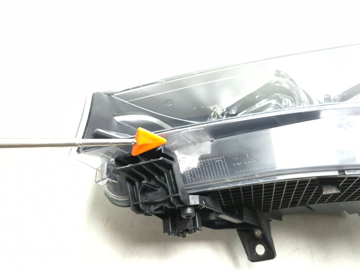 2018 BMW X5 M Front Adaptive Led Headlight Driver Side Left 8738677 OEM