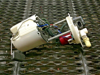 11 12 13 14 15 Chevrolet Cruze Gas Fuel Pump 13503108a OEM