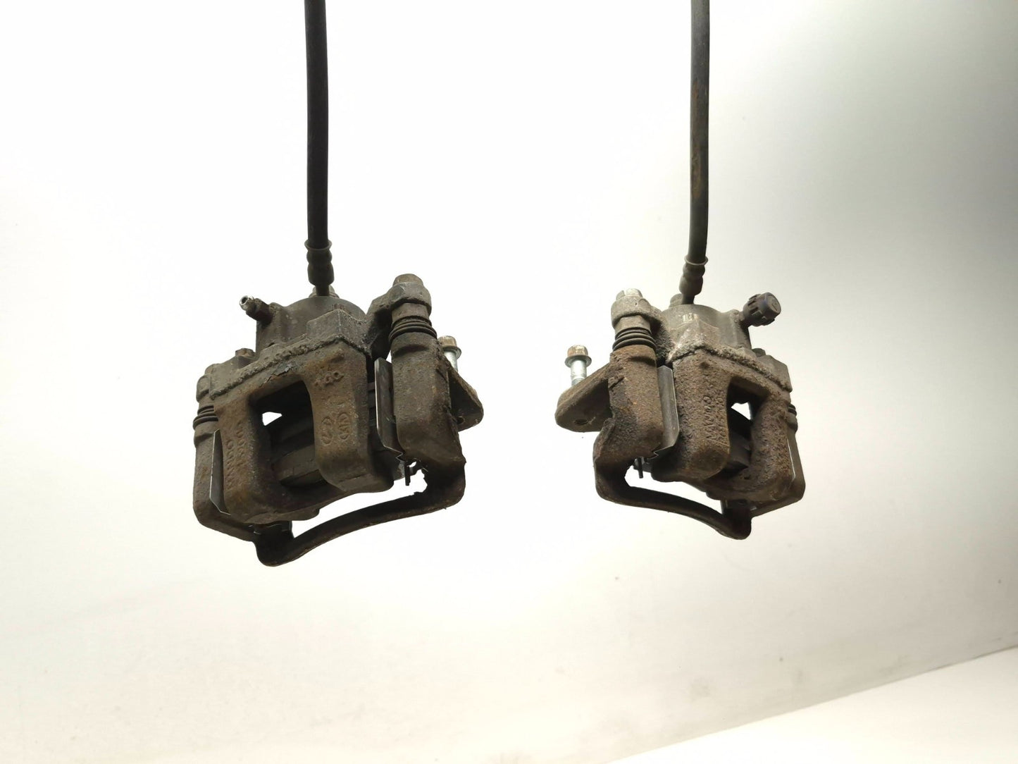 2012 Hyundai Sonata Rear Brake Caliper Left & Right 2.4l OEM