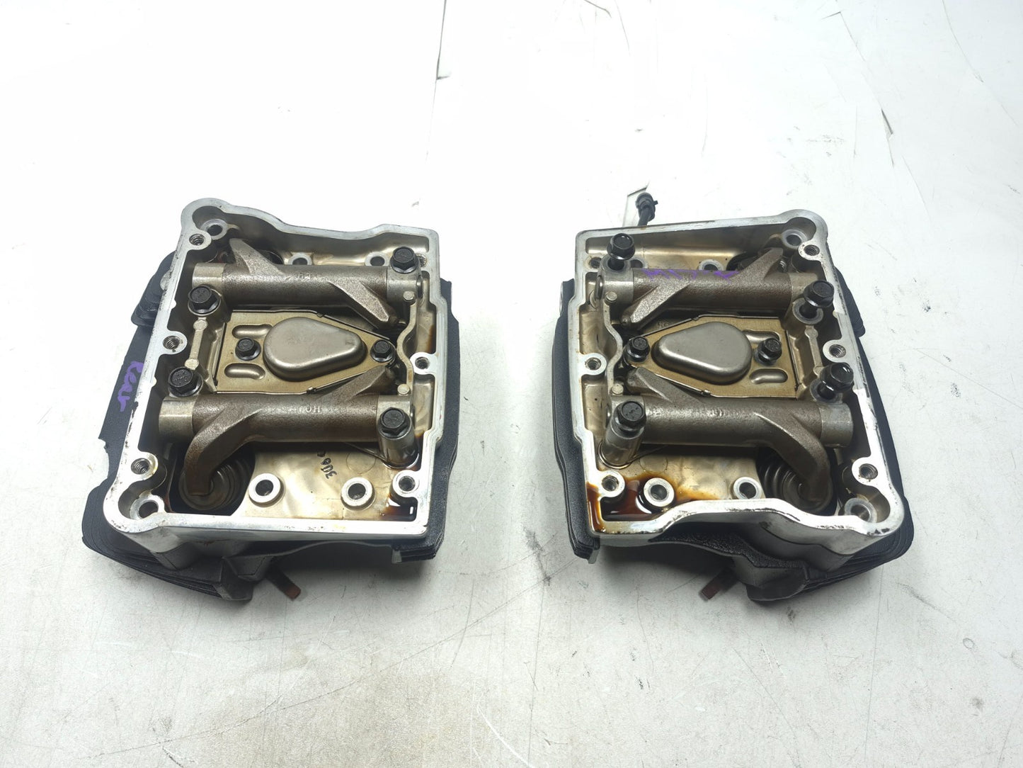 2016 Harley Davidson Dyna Street Bob Fxdb Cylinder Head Front & Rear 103 OEM