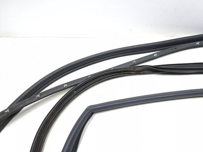 2007 Saab 9-5 Aero Front Passenger Door Weatherstrip Seal Kit OEM