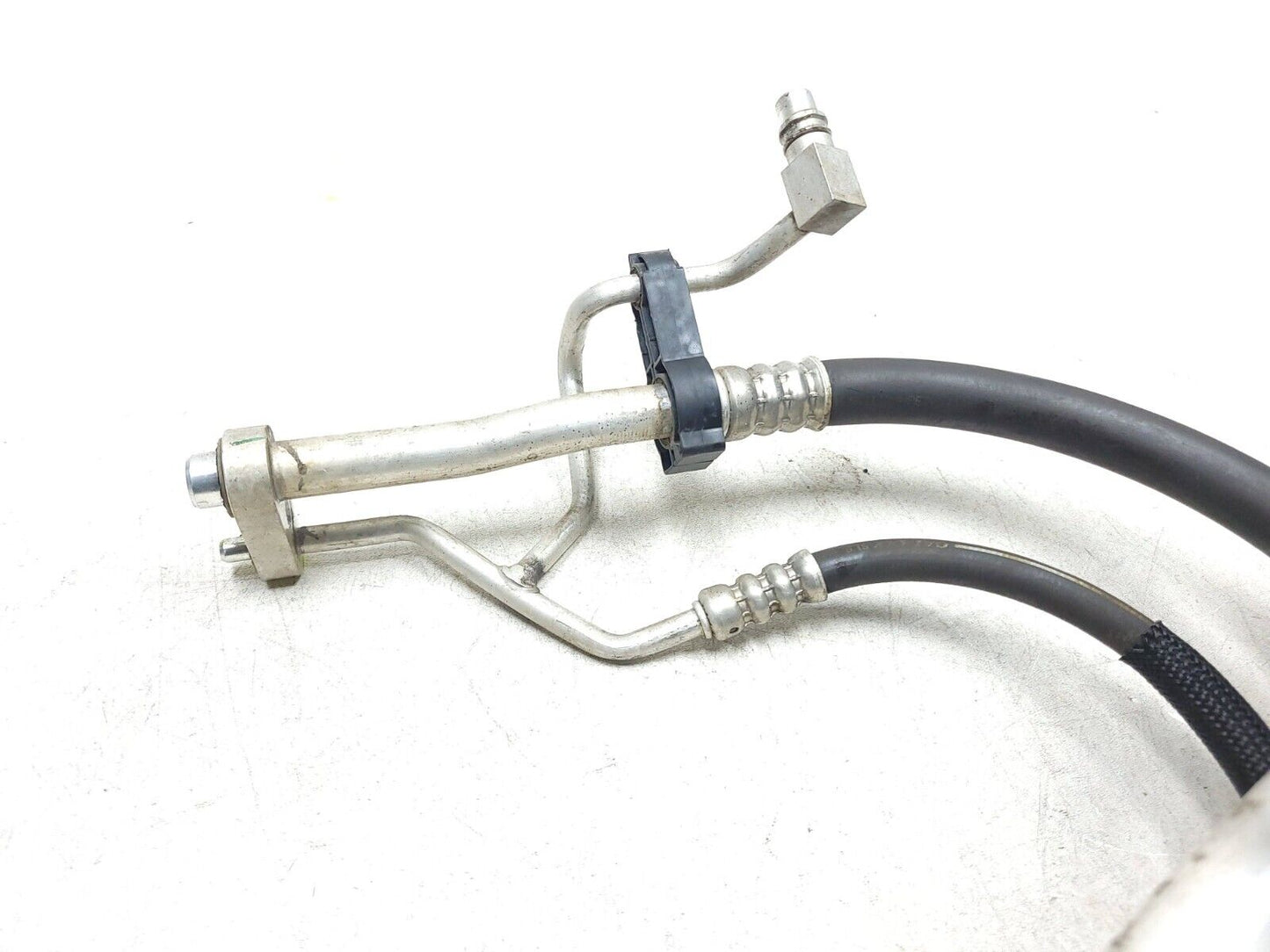 17-19 Chevrolet Silverado 1500 Ac Hose Line Pipe 4.3l OEM