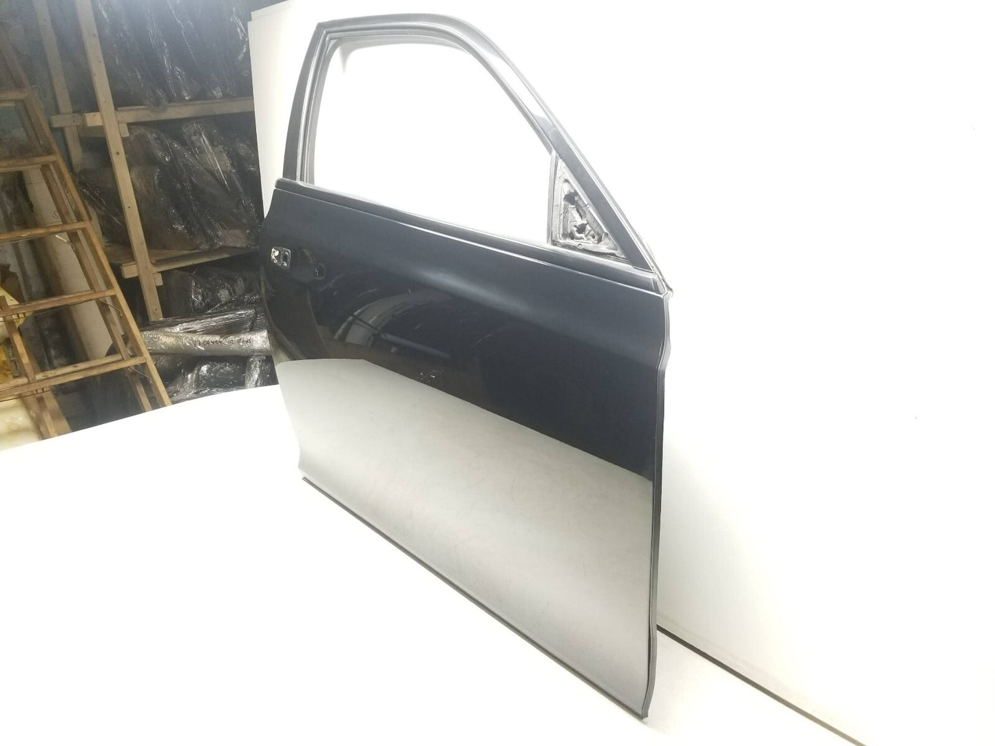 2015 Chrysler 300 Passenger Door Shell Code: Px8