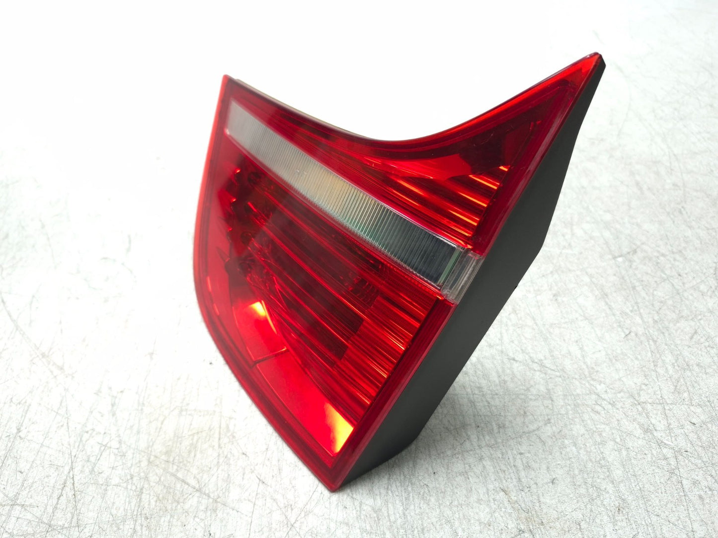 2008 BMW X6 E71 Rear Trunk Lid Taillight Left & Right Pair OEM