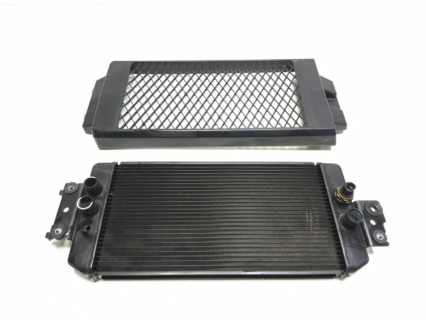 2013 Suzuki Vl800 Boulevard C50 Radiator & Guard Cover Pair OEM